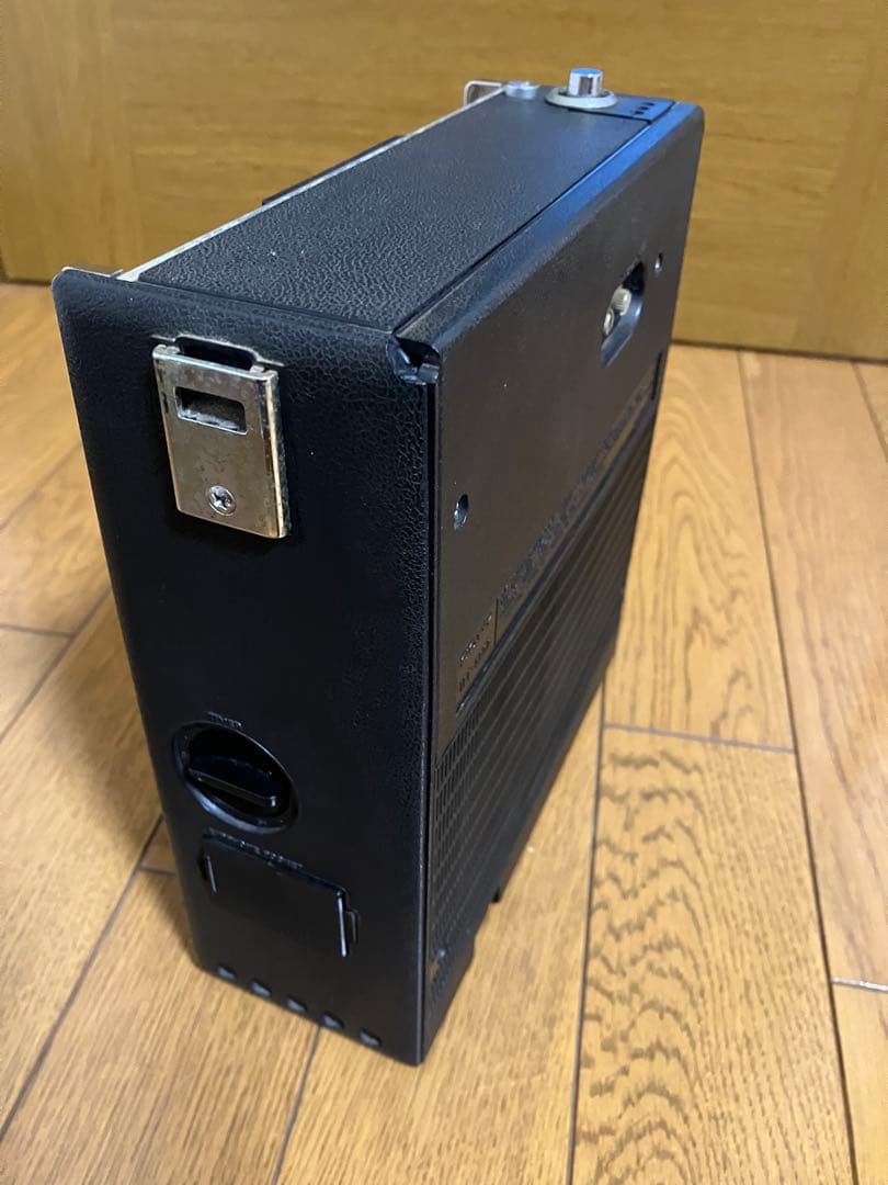 ソニースカイセンサーICF5800 BCLラジオ　ジャンク品