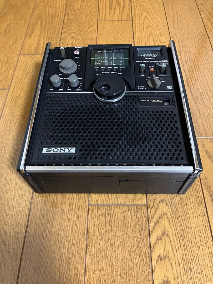 ソニースカイセンサーICF5800 BCLラジオ　ジャンク品