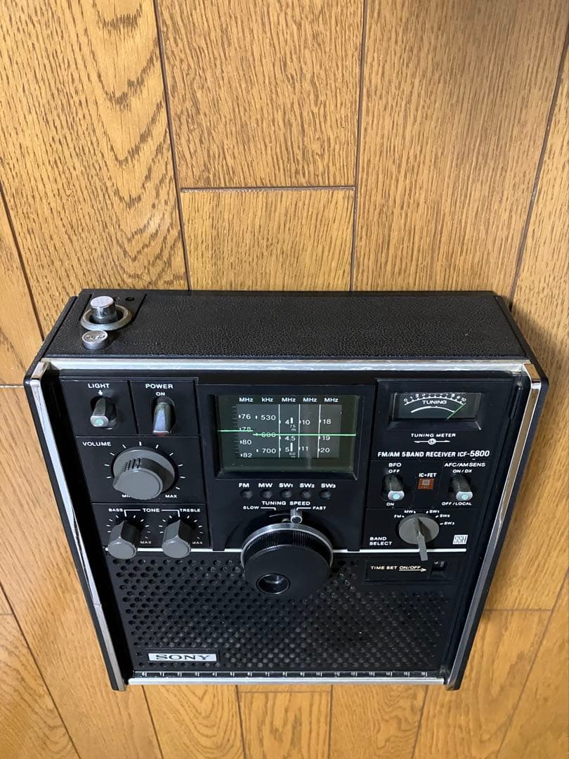 ソニースカイセンサーICF5800 BCLラジオ　ジャンク品
