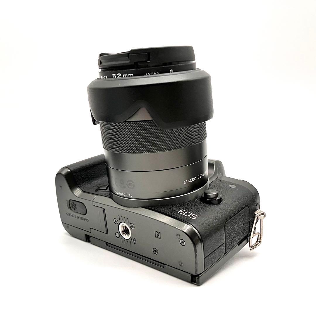 Canon EOS M5 18-55mmSTMレンズキット ブラック