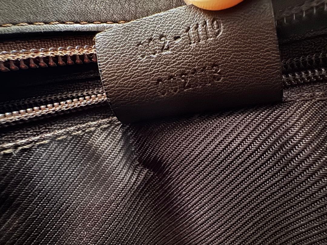 GUCCI GGキャンバス ブラウン(保存袋あり)