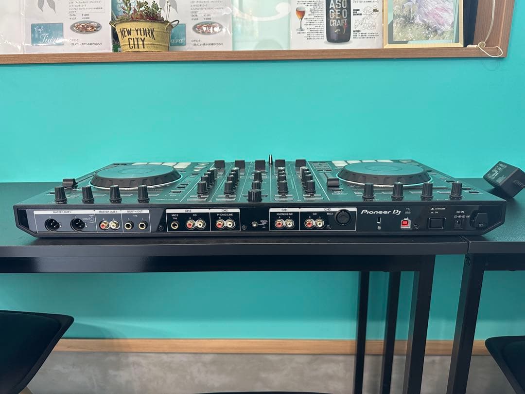 Pioneer DJ DDJ-RXコントローラー