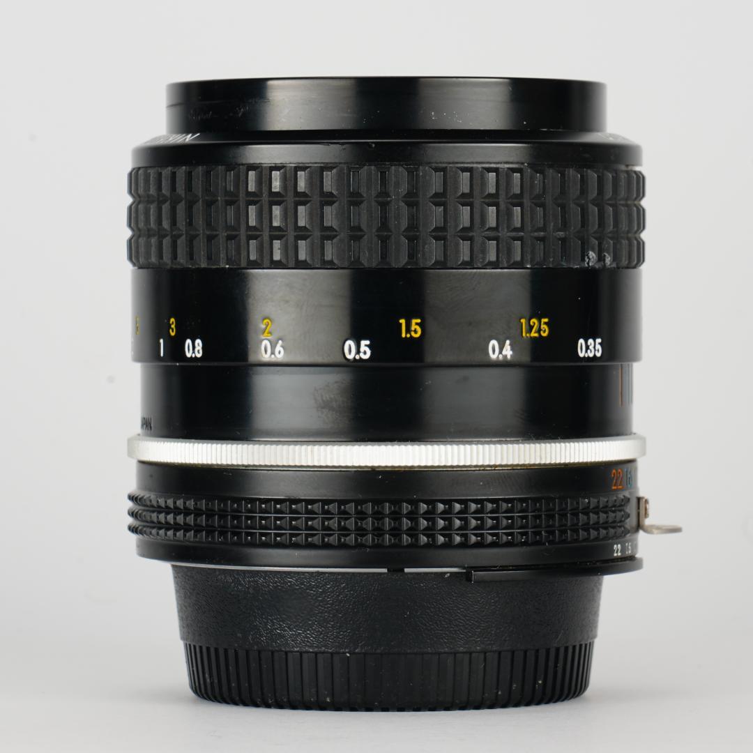 自然な光と空気感を残す Nikon Ai Nikkor 35mm F2 582