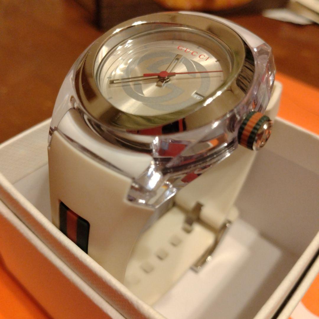 GUCCI　ラバー時計