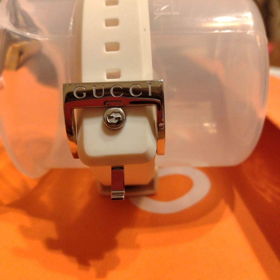 GUCCI　ラバー時計