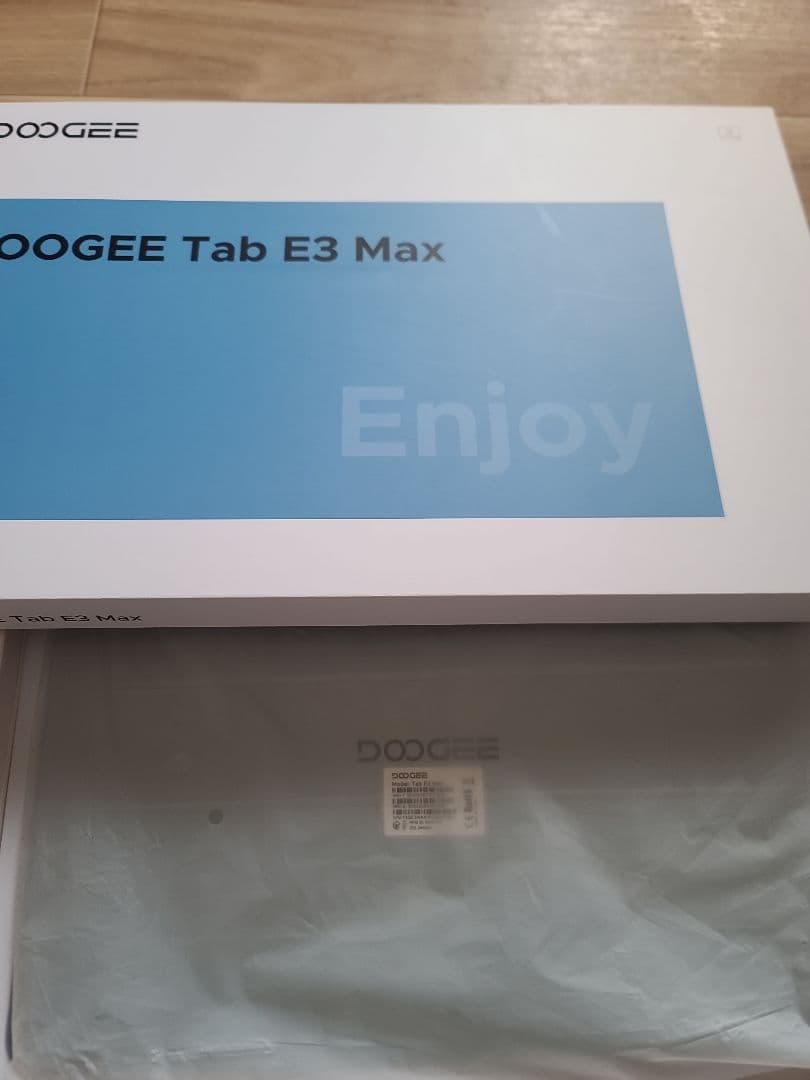DOOGEE Tab E3 Max 32GB・256GB 14インチ 大画面