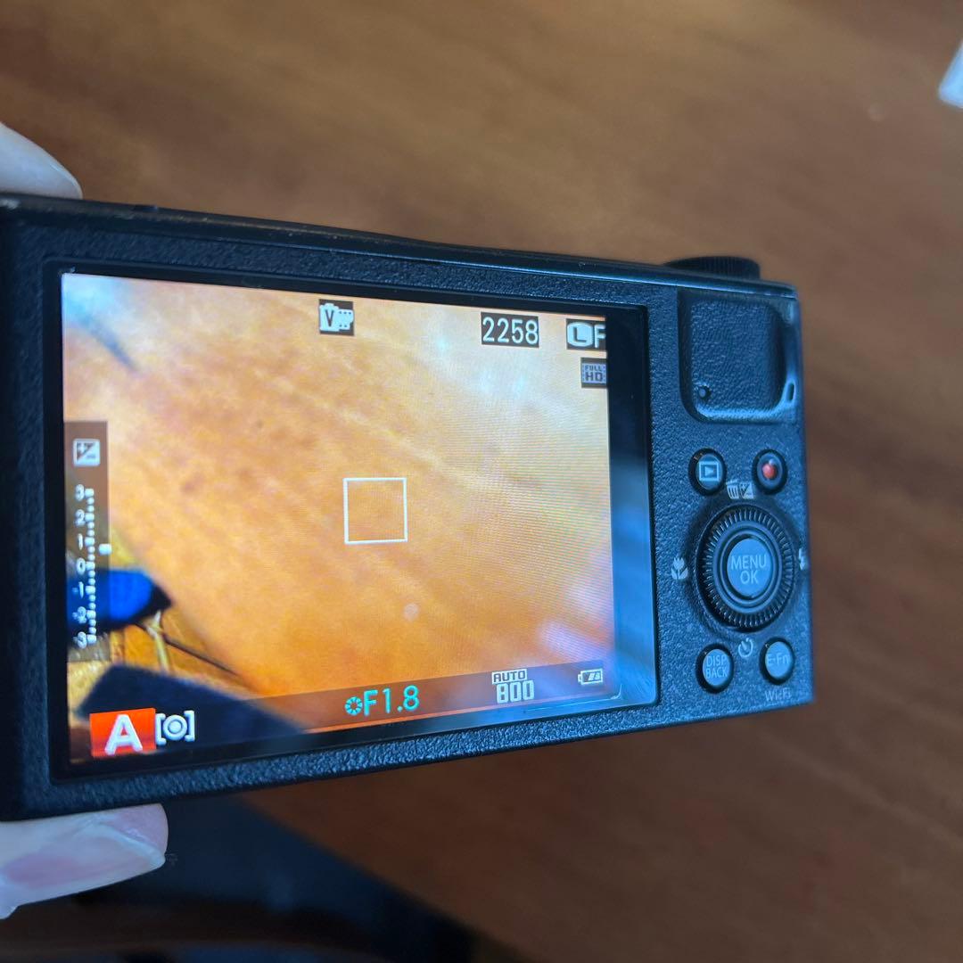 難あり　Fujifilm XQ1 コンパクトデジタルカメラ