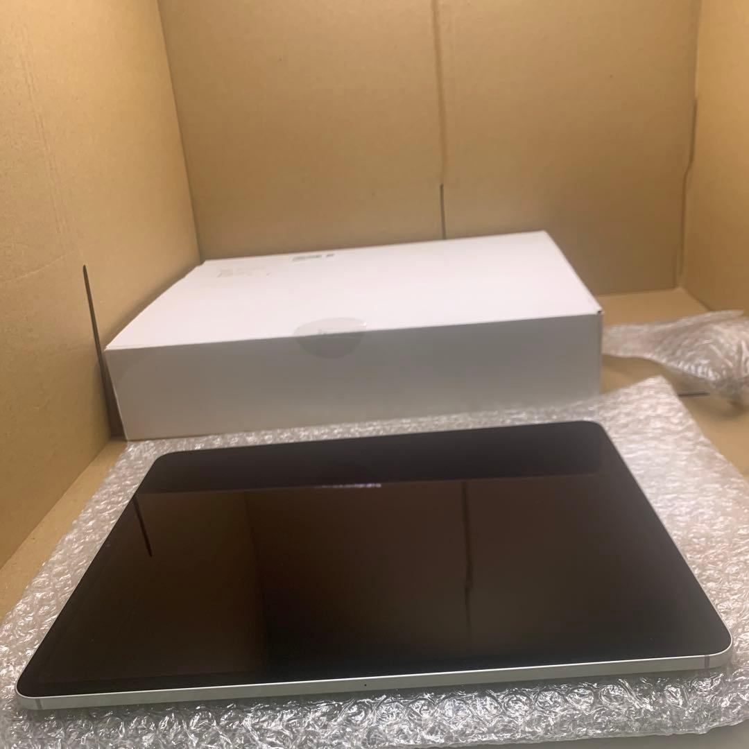 整備済み品　Apple iPad Pro 12.9インチ (第４世代)