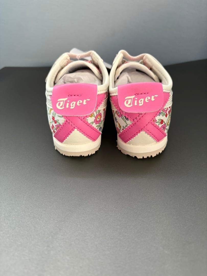 《新品，未使用》Onitsuka Tiger MEXICO66 <No.772>