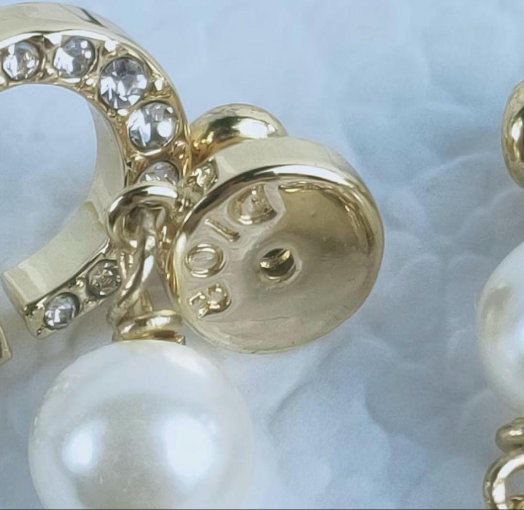 片耳✨美品Christian Dior ディオール　ラインストーン ロゴ ピアス