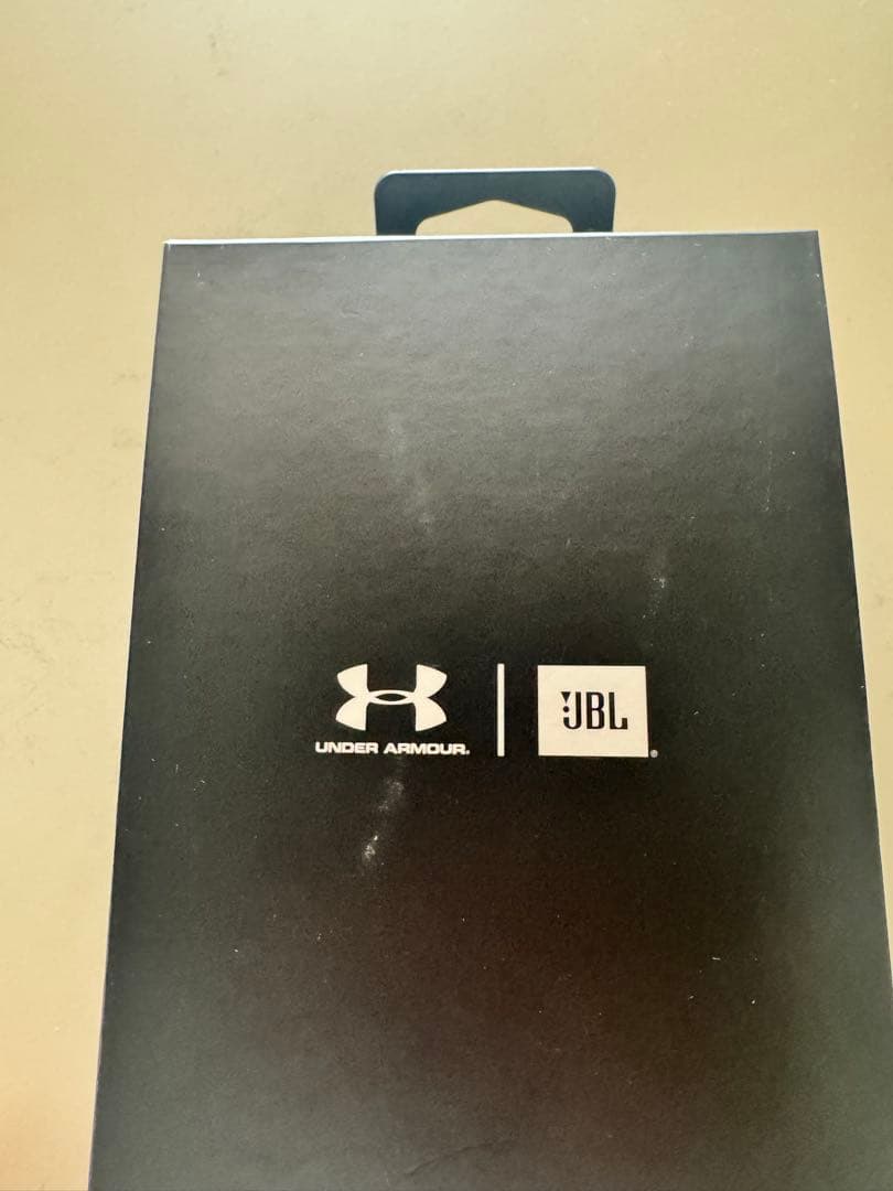 Under Armour JBL ワイヤレスイヤフォン