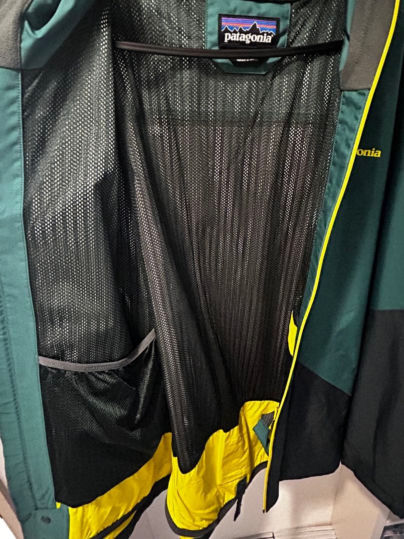 【最終値下げ】patagonia スキーウェア メンズ ダークグリーン/ブラック