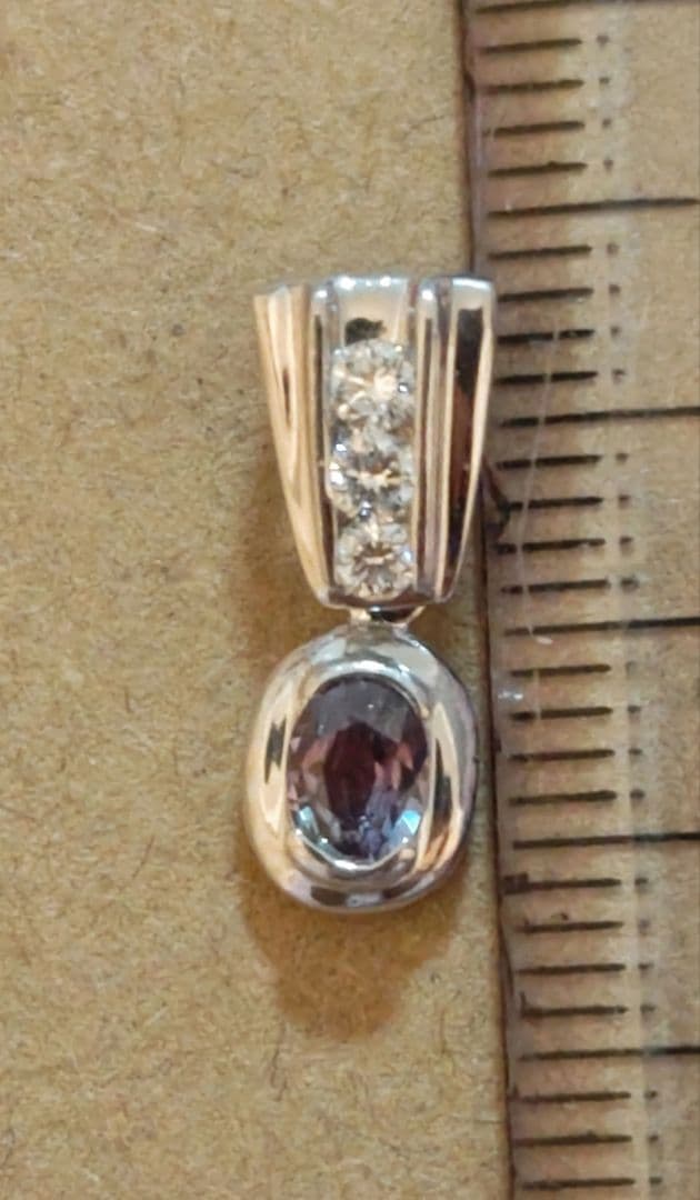 R*n様 天然クリソベリル アレキサンドライト ペンダントトップ 0.22鑑別書