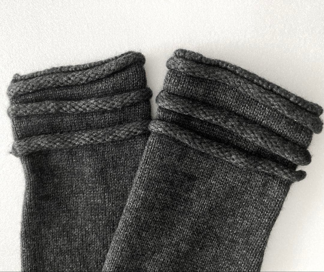 美品★スーパービューティー ニット ワンピース スパンコール ビジュー　カシミヤ