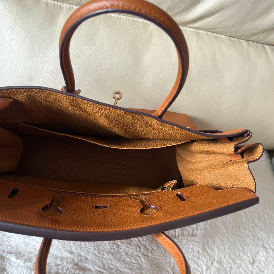 ハンドバッグ　キャメル