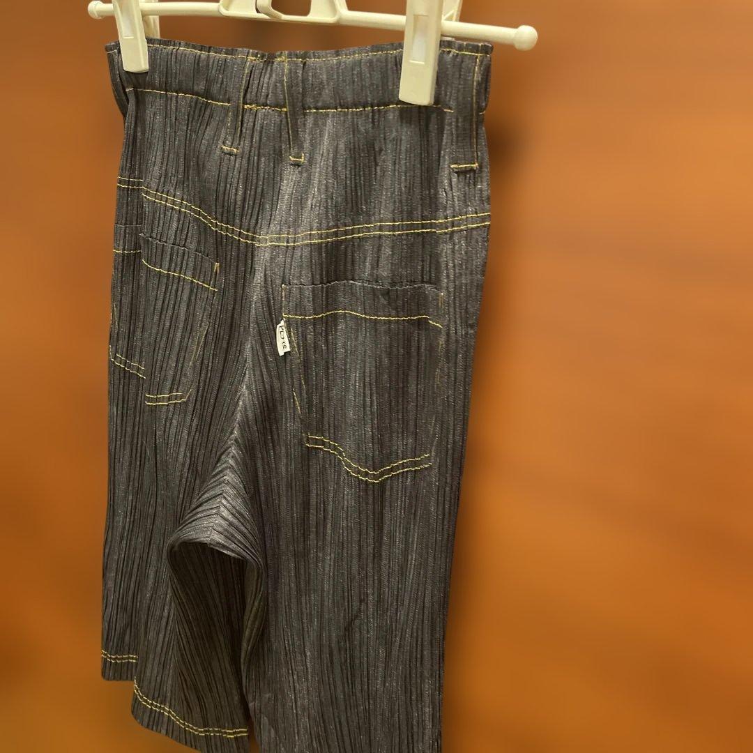 プリーツプリーズ　ショートパンツ　デニム転写