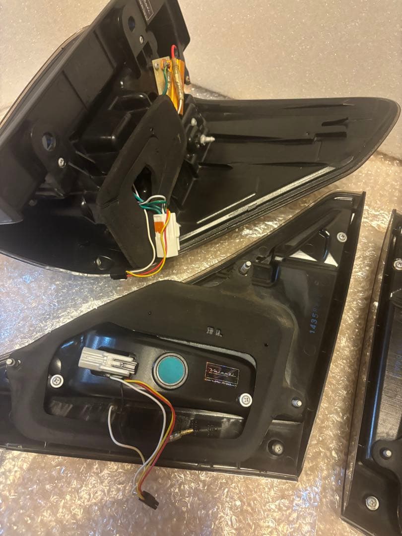 ★美品★ヴァレンティ テールランプ valenti REVO ヴェルファイア★