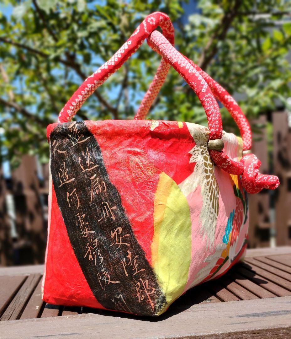 一閑張りバッグ 　鶴、花　華やか　赤　ピンク　緑　縮緬　ハンドメイド