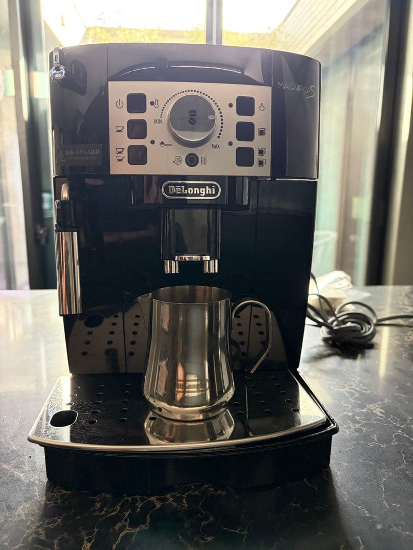 デロンギ　Magnifica S ECAM22112 コーヒー　マグニフィカS