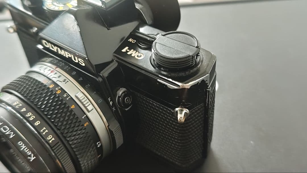 オリンパス OM-1プリズム、露出計OK 希少M-System銘50/1.8付き