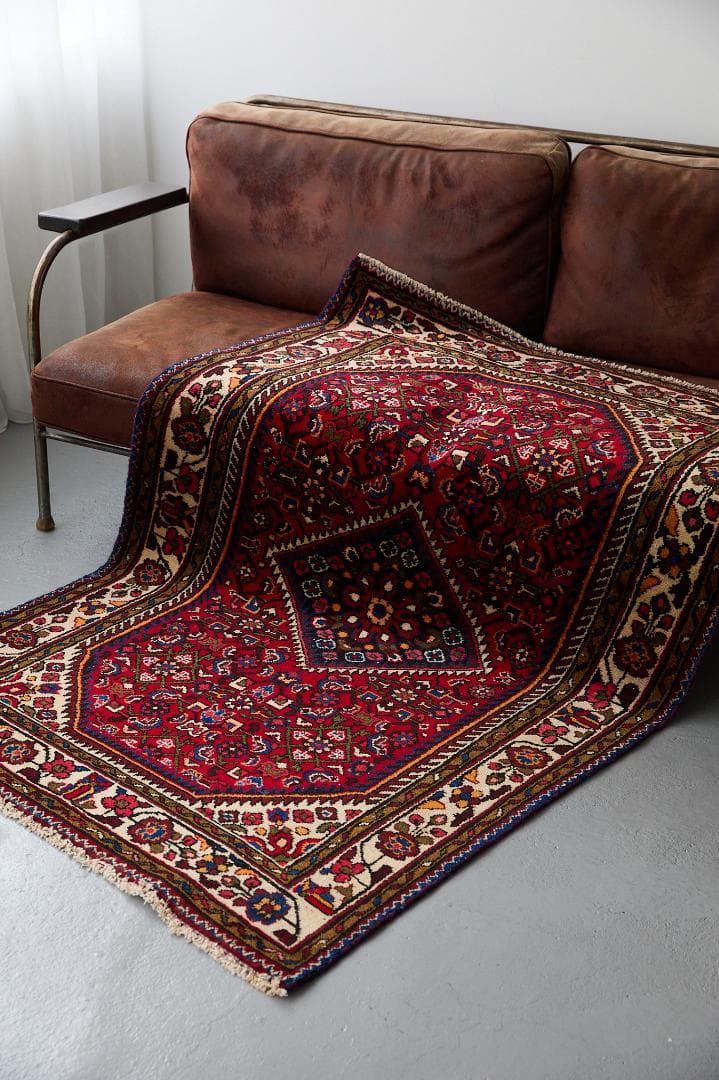 ヴィンテージラグ　ペルシャ絨毯　トライバルラグ（157×105cm）赤　青　黃