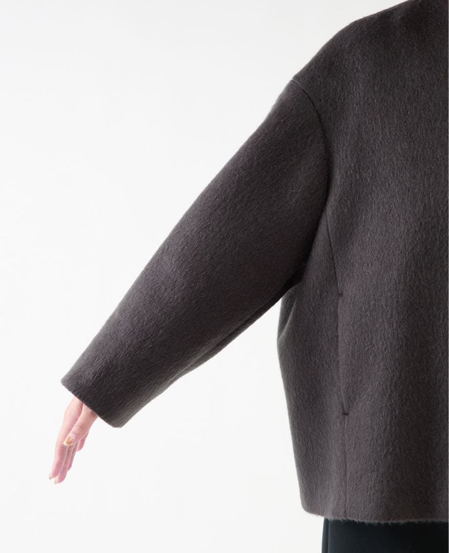 新品未使用　マルティニーク　定番　ノーカラーコート シャギー　グレー