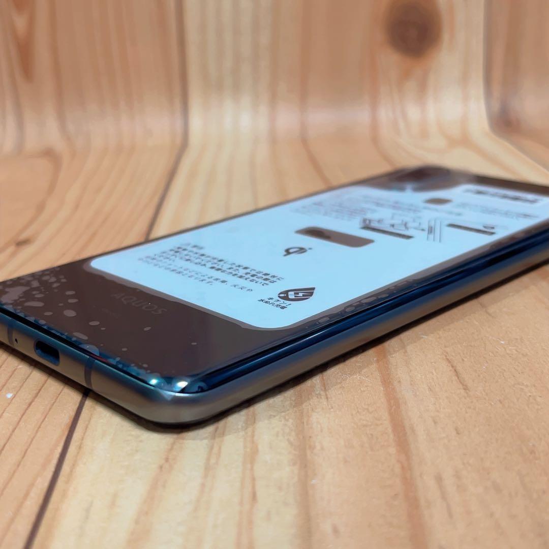 美品 SIMフリー 本体 AQUOS R3 SH-04L 128 GB 053