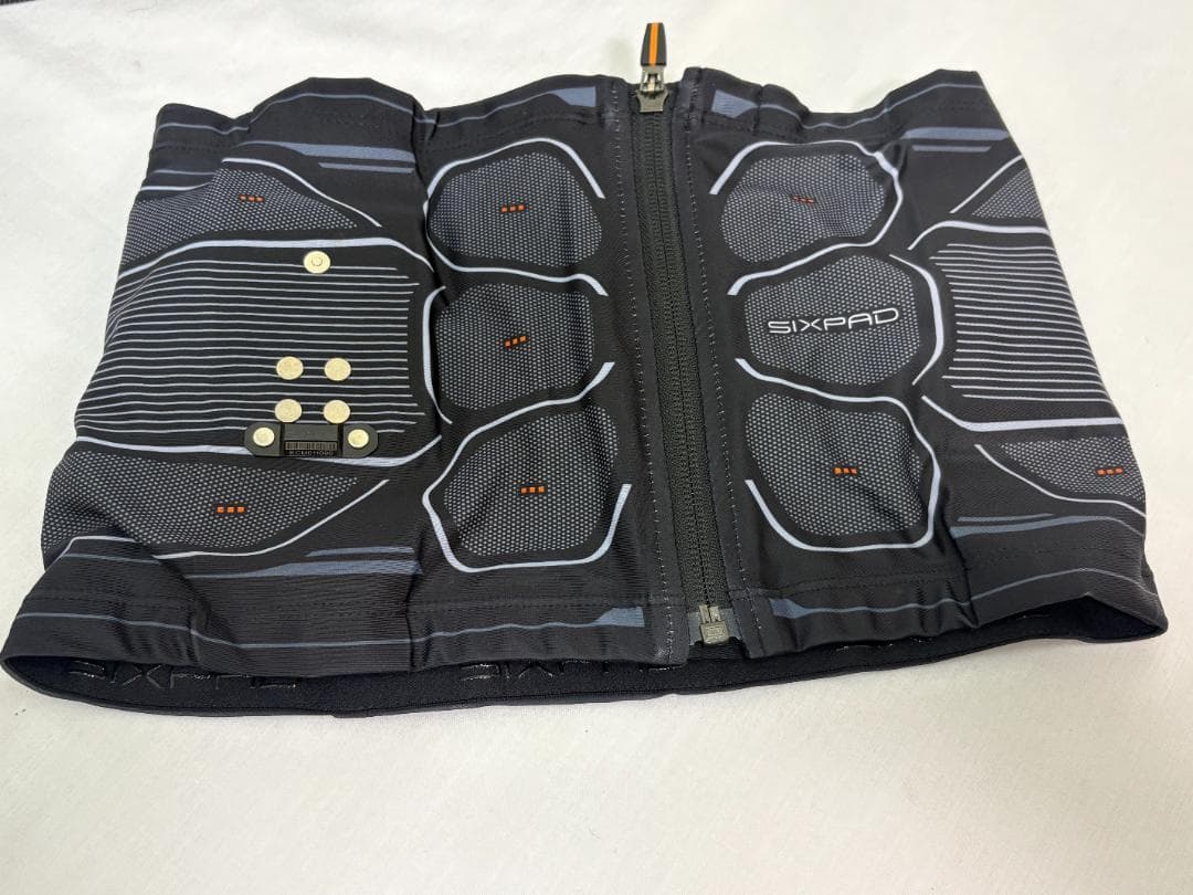 a*様 シックスパッド パワースーツライト コアベルト サイズM SE-BC00