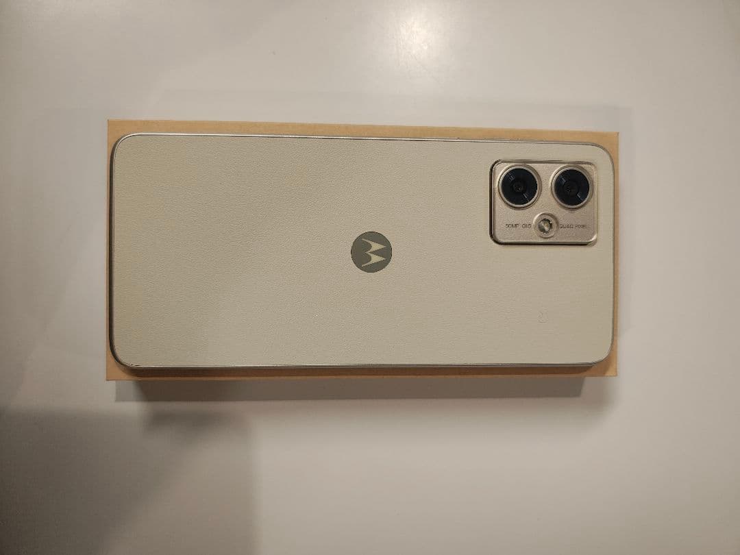 moto g 64y 5G バニラクリーム ガラスフィルム貼付け ケース付き