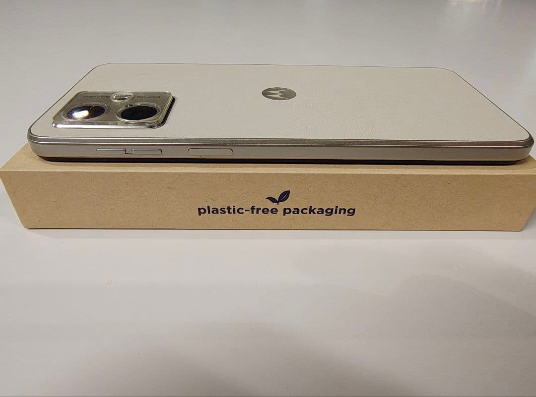 moto g 64y 5G バニラクリーム ガラスフィルム貼付け ケース付き