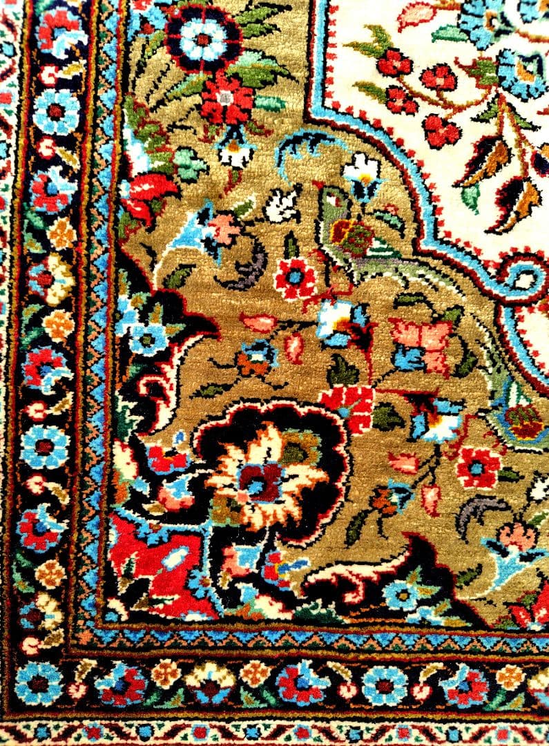 【レッドダイヤモンド】手織りペルシャ絨毯　ヴィンテージシルク　未使用超極美品