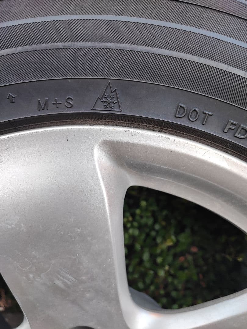 スタッドレスタイヤ　225/55R16　ベンツ純正　ホイールセット