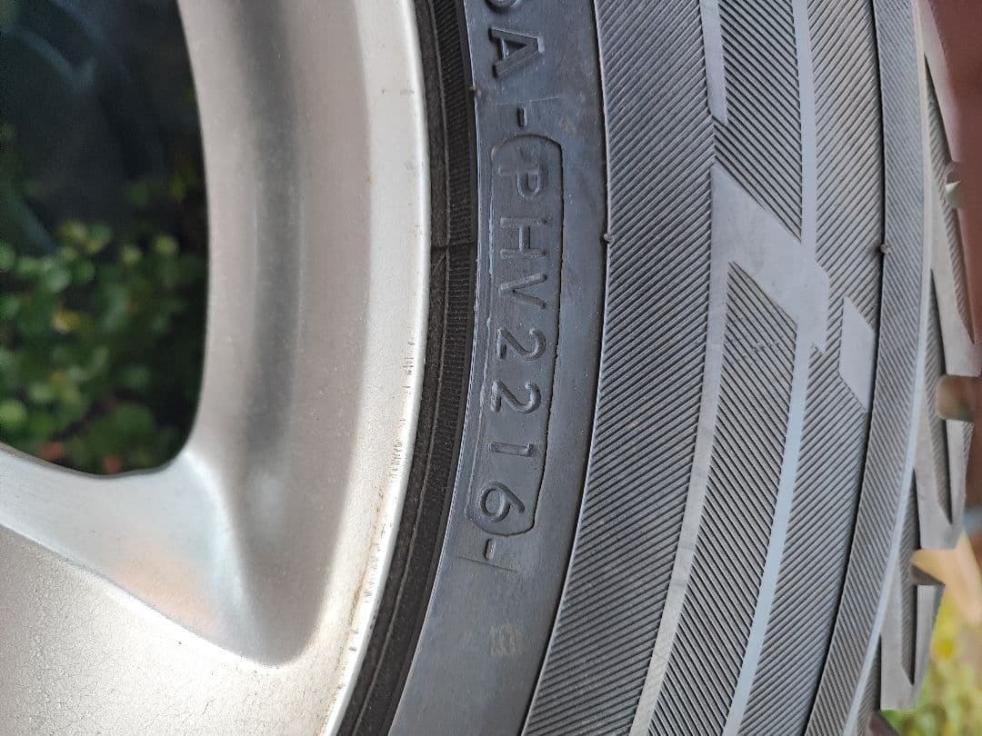 スタッドレスタイヤ　225/55R16　ベンツ純正　ホイールセット