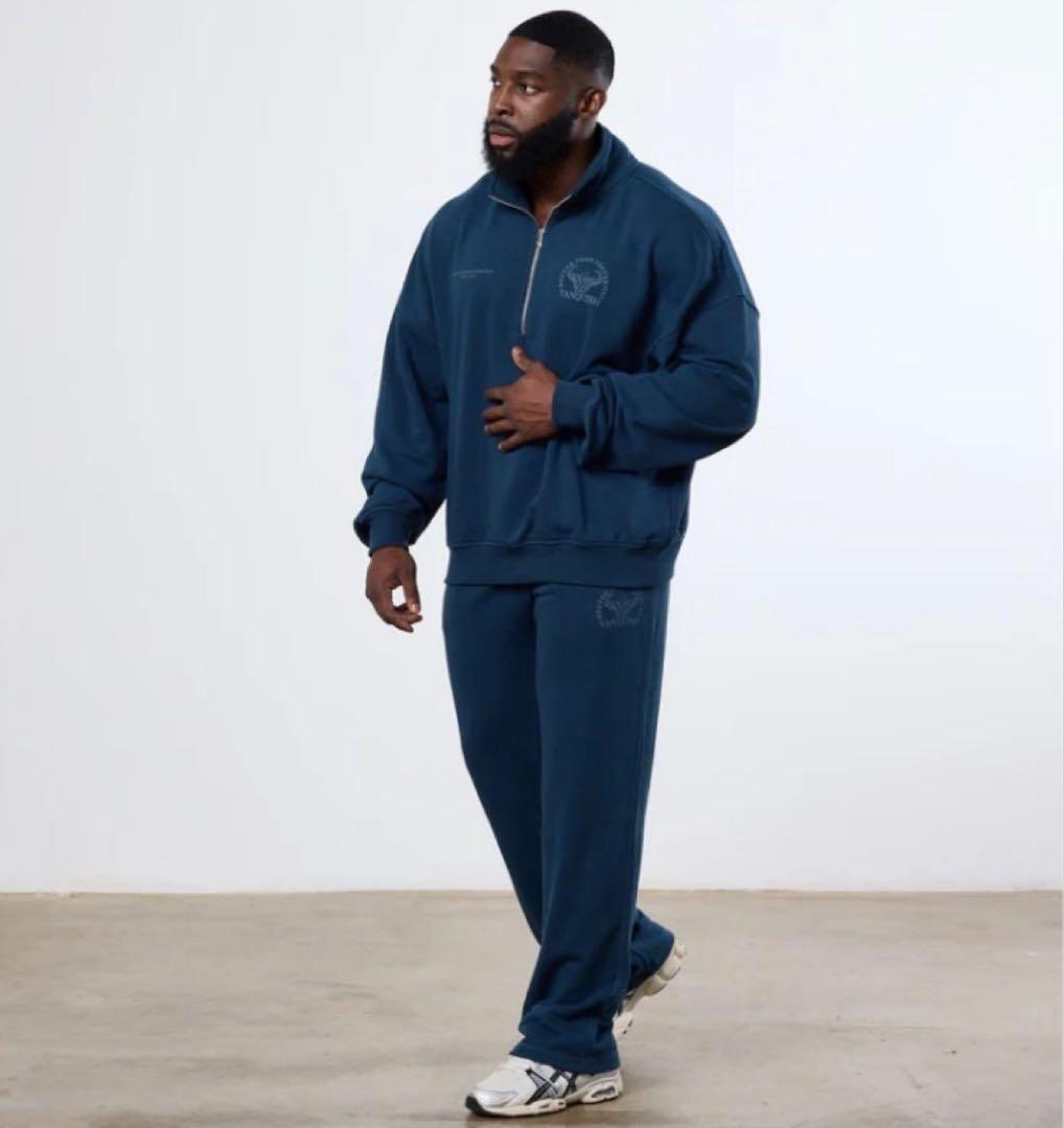 vanquish fitness ハーフジップ　ヴァンキッシュフィットネス