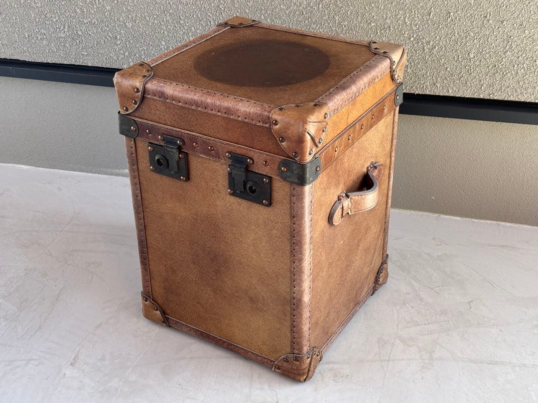 アスプルド　halo ハロ　パリストランク　本革　レザー　キャビネット