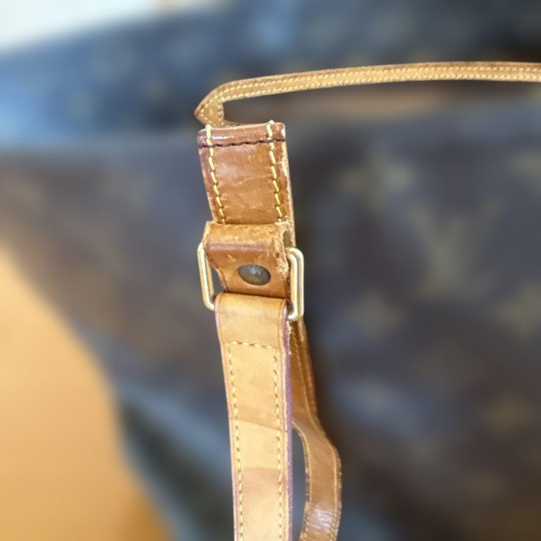 Louis Vuitton ショルダーバッグ