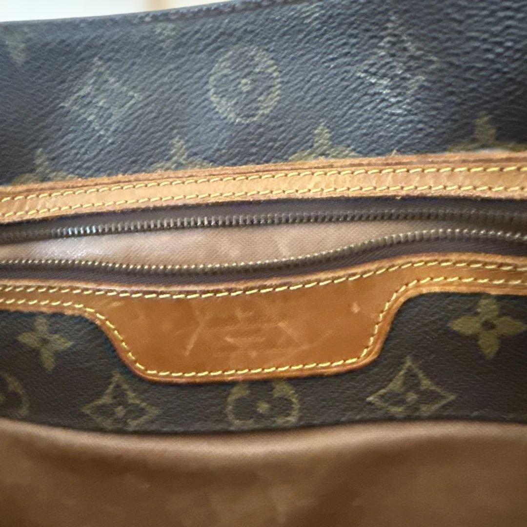 Louis Vuitton ショルダーバッグ