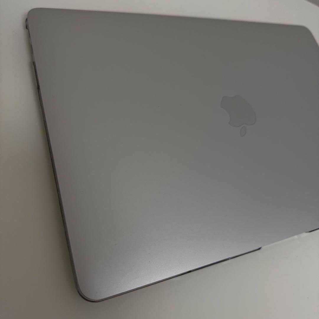 MacBook Air M1, 2020 8GB/256GB USキーボード