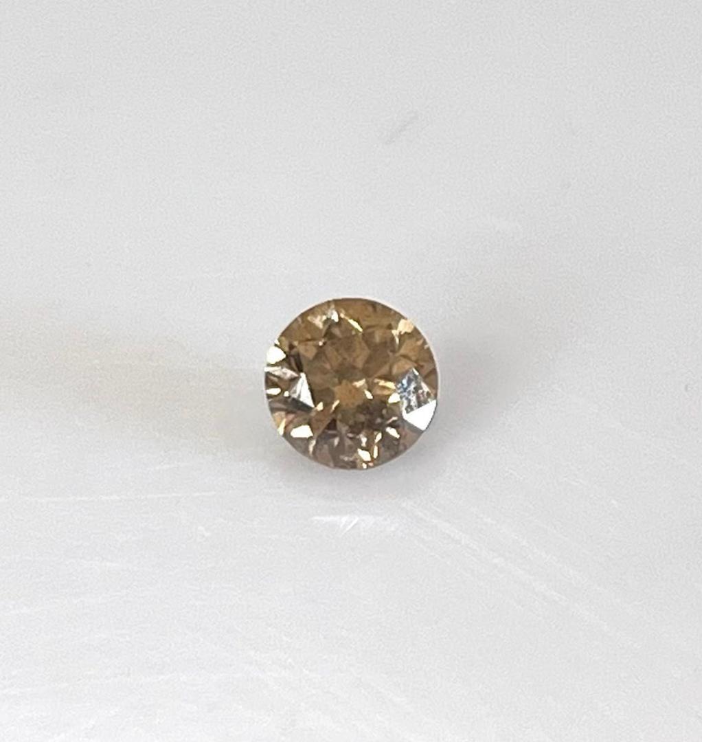 びじゅ　K18天然ダイヤモンドトップのみ0.8ct 鑑別カード付き