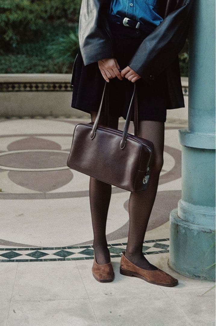 靴 TOUT Y EST / FLAT SABINE SUEDE / BROWN