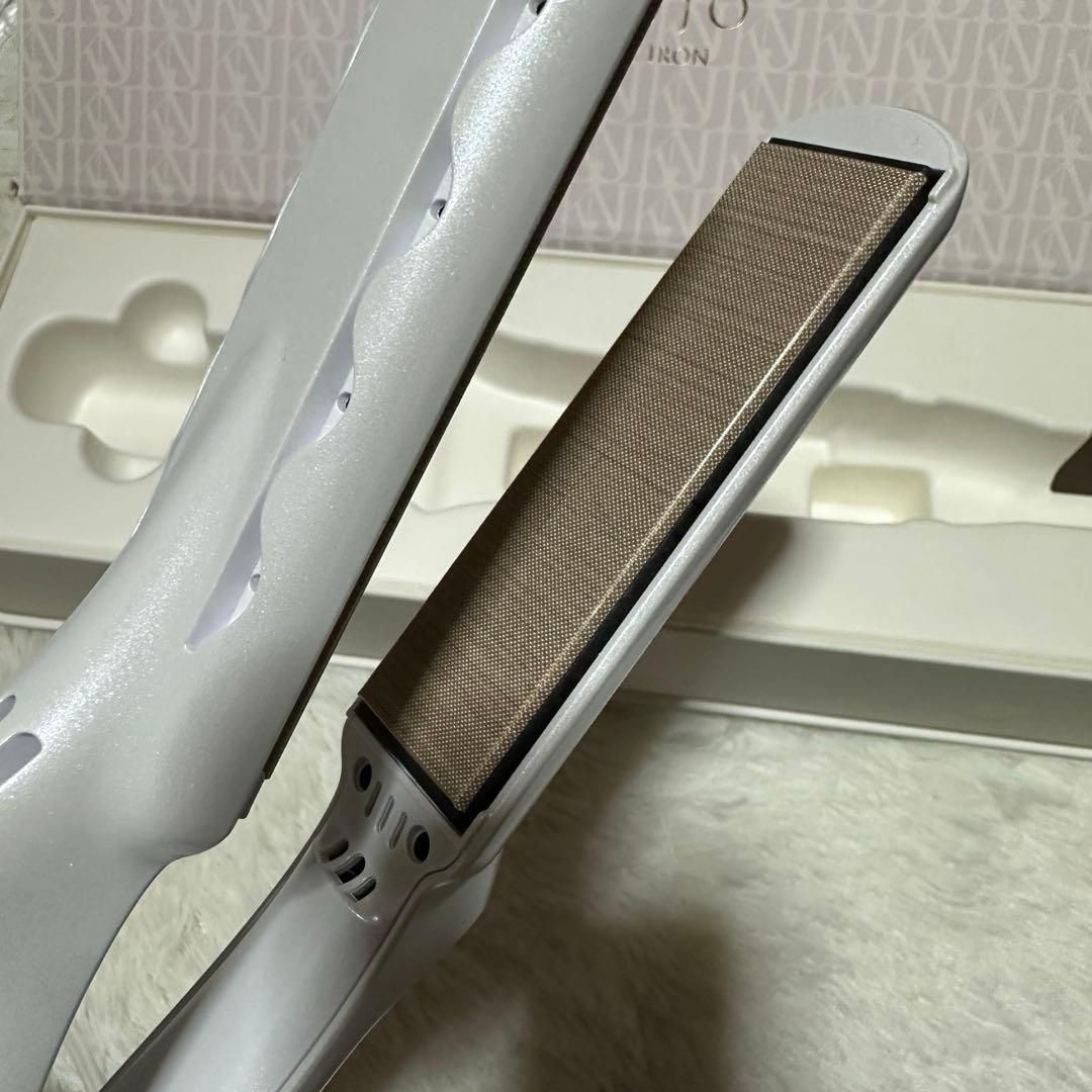 kinujo ヘアアイロン