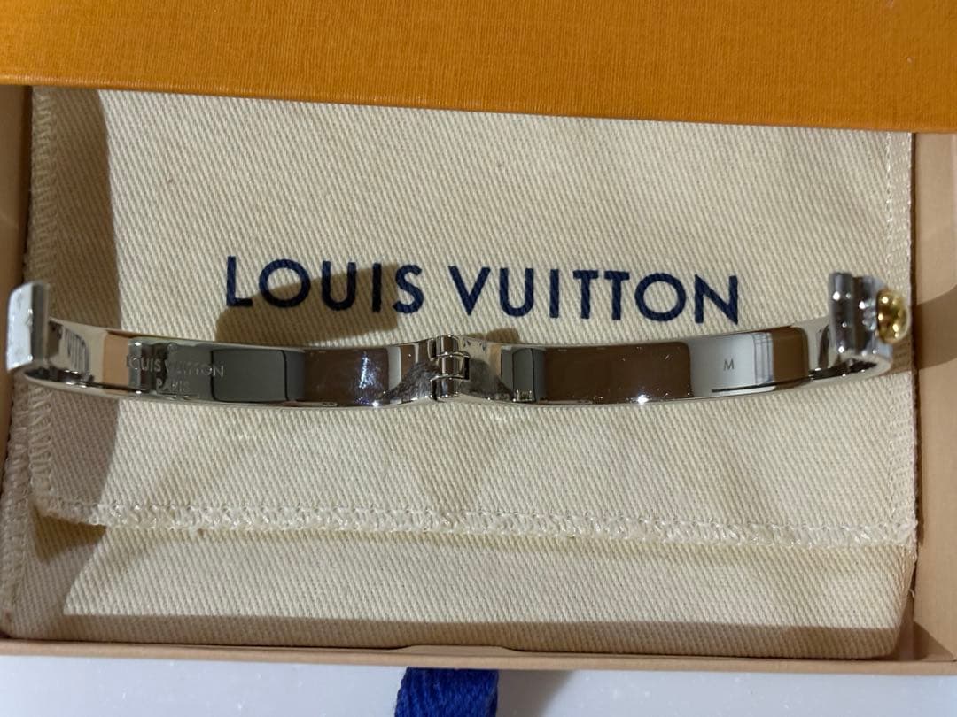 LOUIS VUITTON ルイヴィトン カフナノグラム バングル