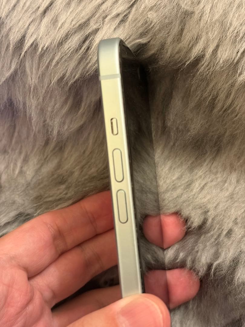 iPhone15 ブルー 256GB 本体