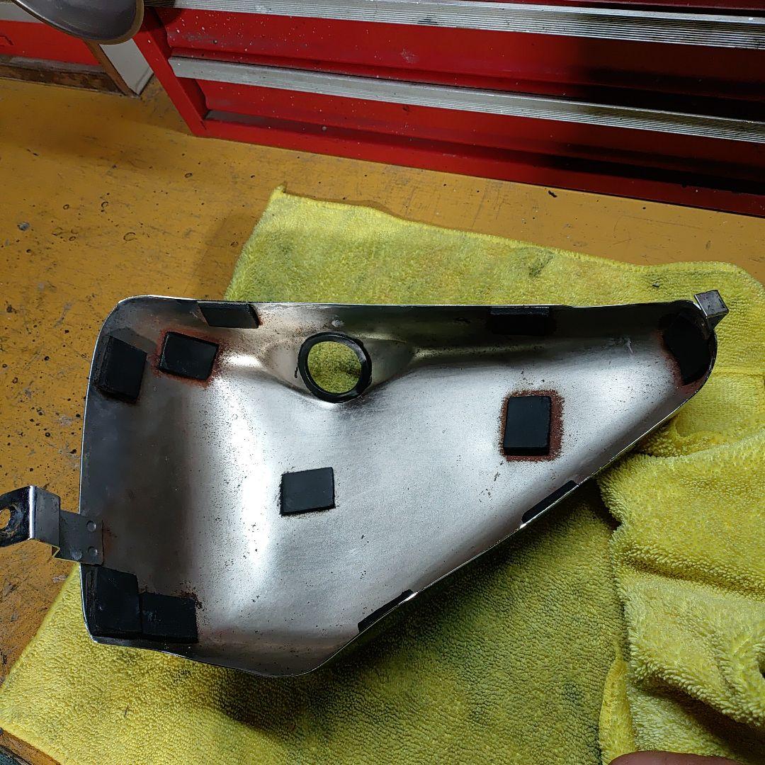 ハーレーダビットソンスポーツスターメッキオイルタンクカバー