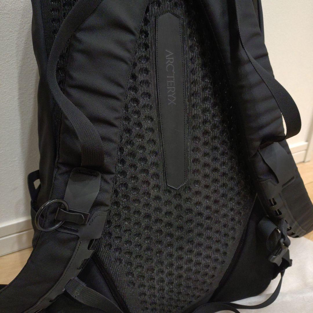 ARC'TERYX ARRO22 BLACKII アークテリクス BEAMS別注