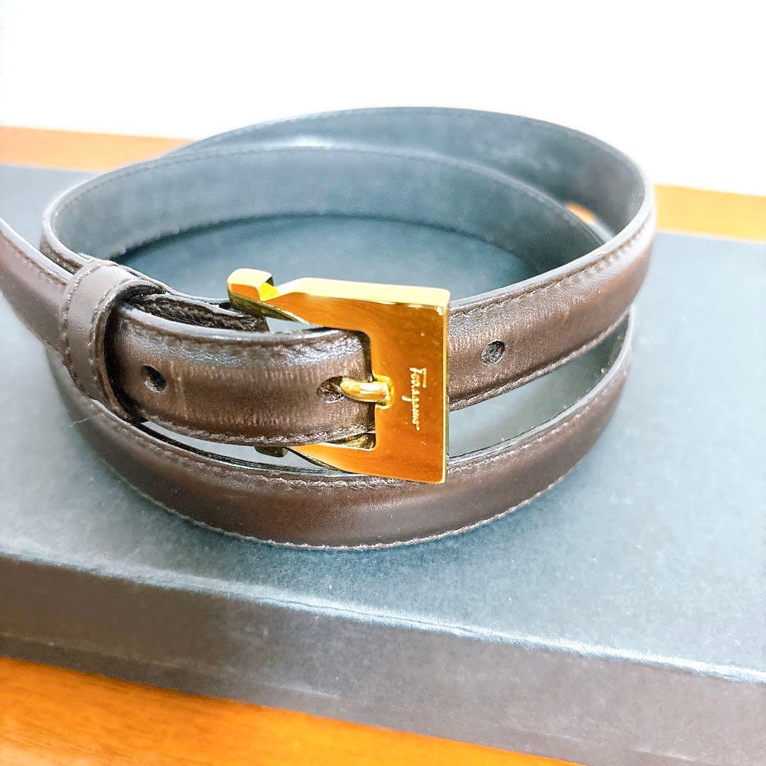 サルヴァトーレフェラガモ ゴールドバックル レザーベルト ダークブラウン