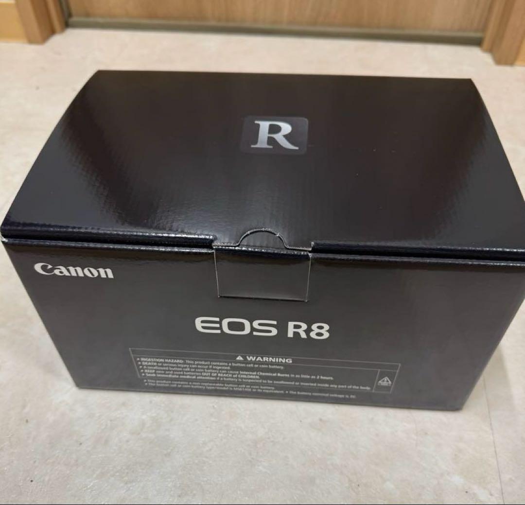アイ　キヤノン ミラーレスカメラ EOS R8 ボデ(新品未使用)