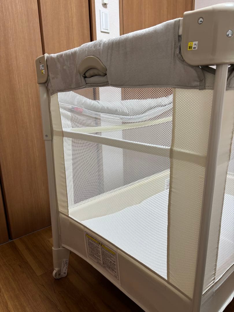 Apricaベビーベッド ココネルエアープラスABホワイトベージュ