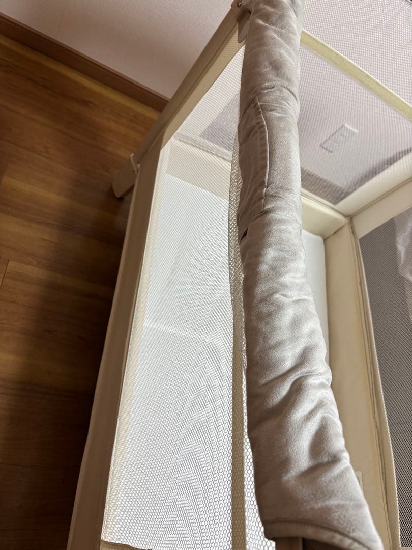 Apricaベビーベッド ココネルエアープラスABホワイトベージュ