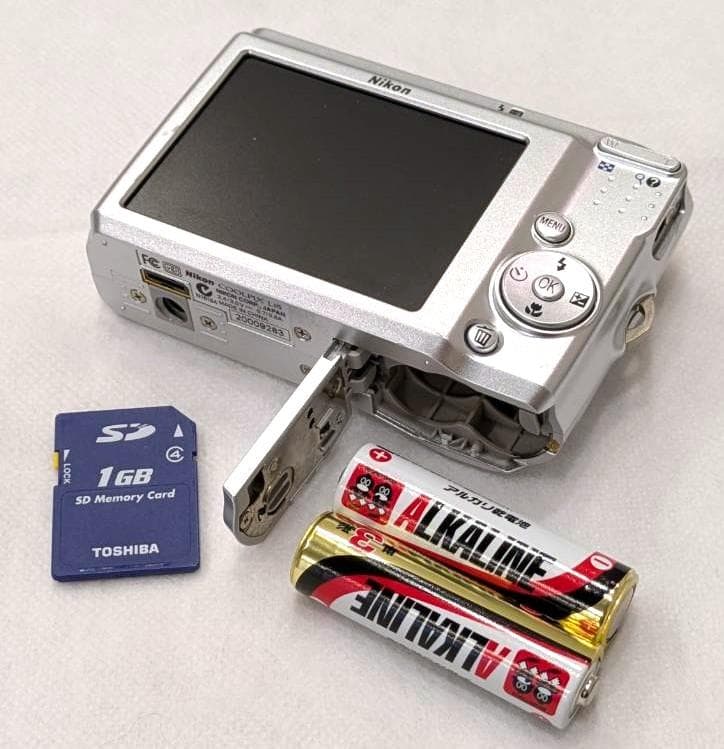 動作品 Nikon ニコン COOLPIX L15 コンパクト デジタルカメラ